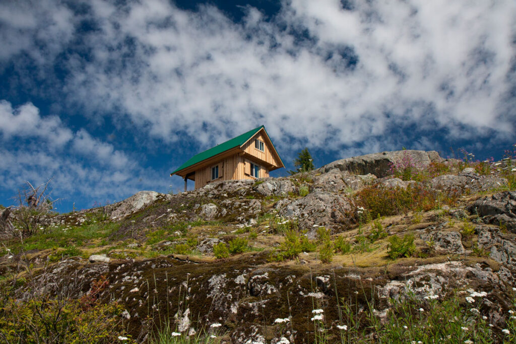 A hut atop a mountain – this one is an SCT favourite.